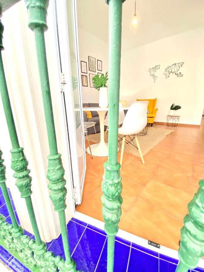 Comfortable Studio Old Town, Parking Optional Sevilla Exterior foto