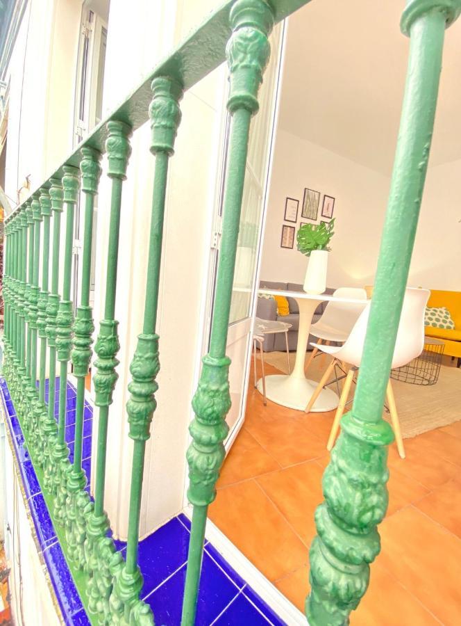 Comfortable Studio Old Town, Parking Optional Sevilla Exterior foto